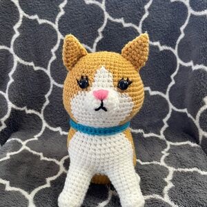 Handmade crochet cat